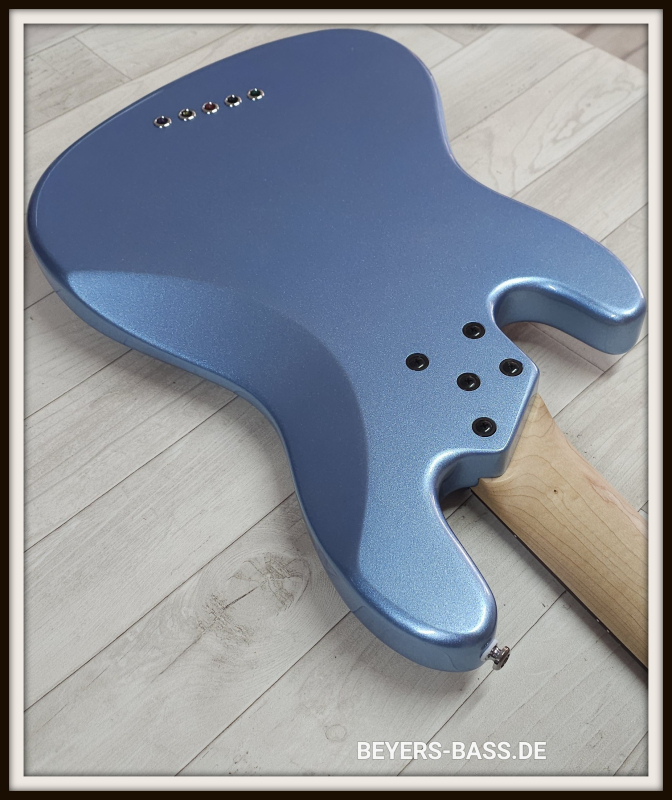 Lakland Skyline 55-60C Custom, Lake Placid Blue Gloss